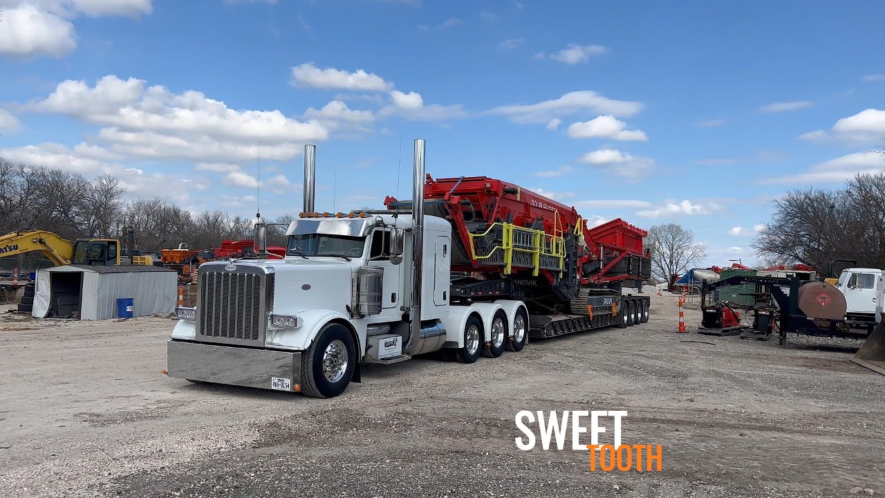За рулём кастомного планера Peterbilt 389 2017 года! Прямые трубы, CAT 3406 2WS, тормоз Jake и ту...