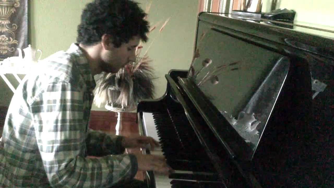 Alex Bourne (blink 182-Pretty Little Girl piano cover)
