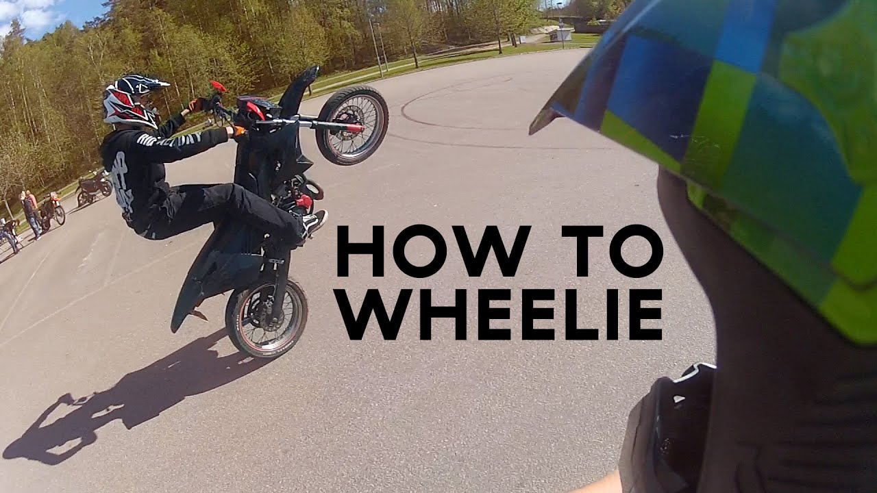 Как сделать вилли на 50-кубовом мотоцикле | Английский | Gilera SMT 50 Supermoto