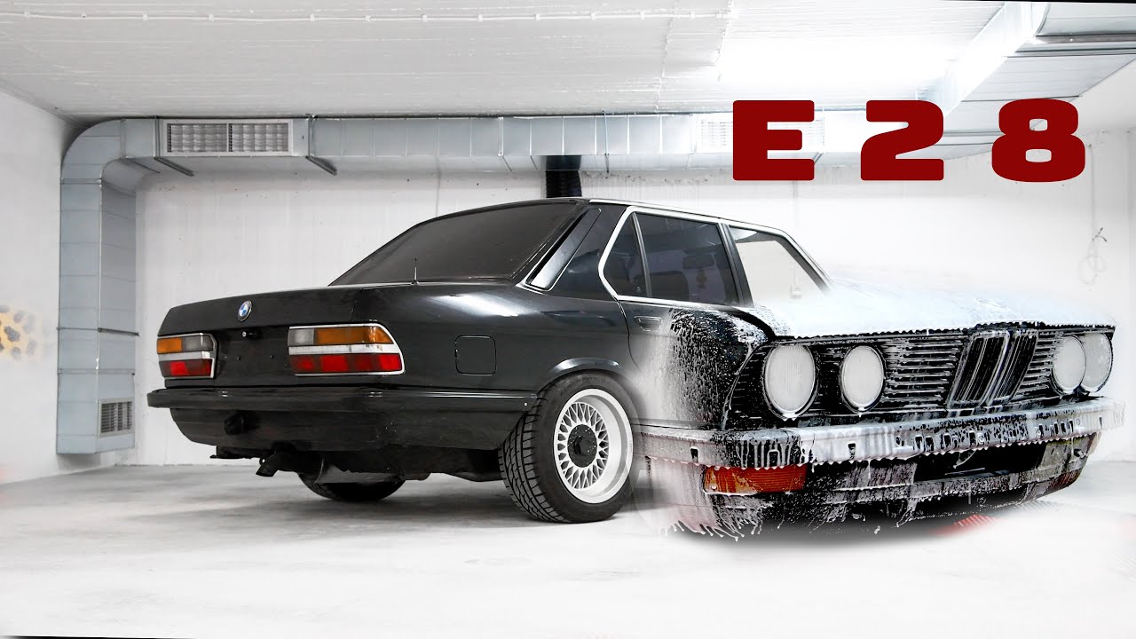 BMW E28 Deep Clean and interior Tear down Classic car Restoration