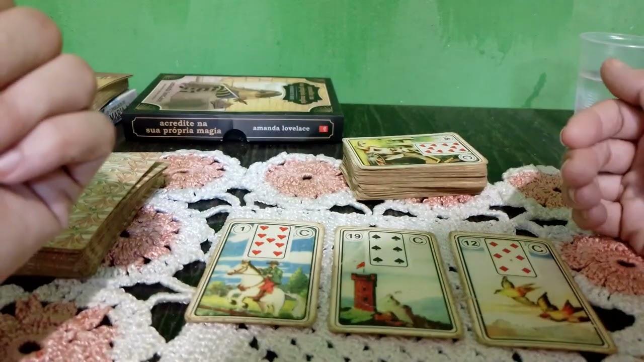 AQUÁRIO  UM NAMORO PIDE SURGI NESSES PRÓXIMOS DIAS