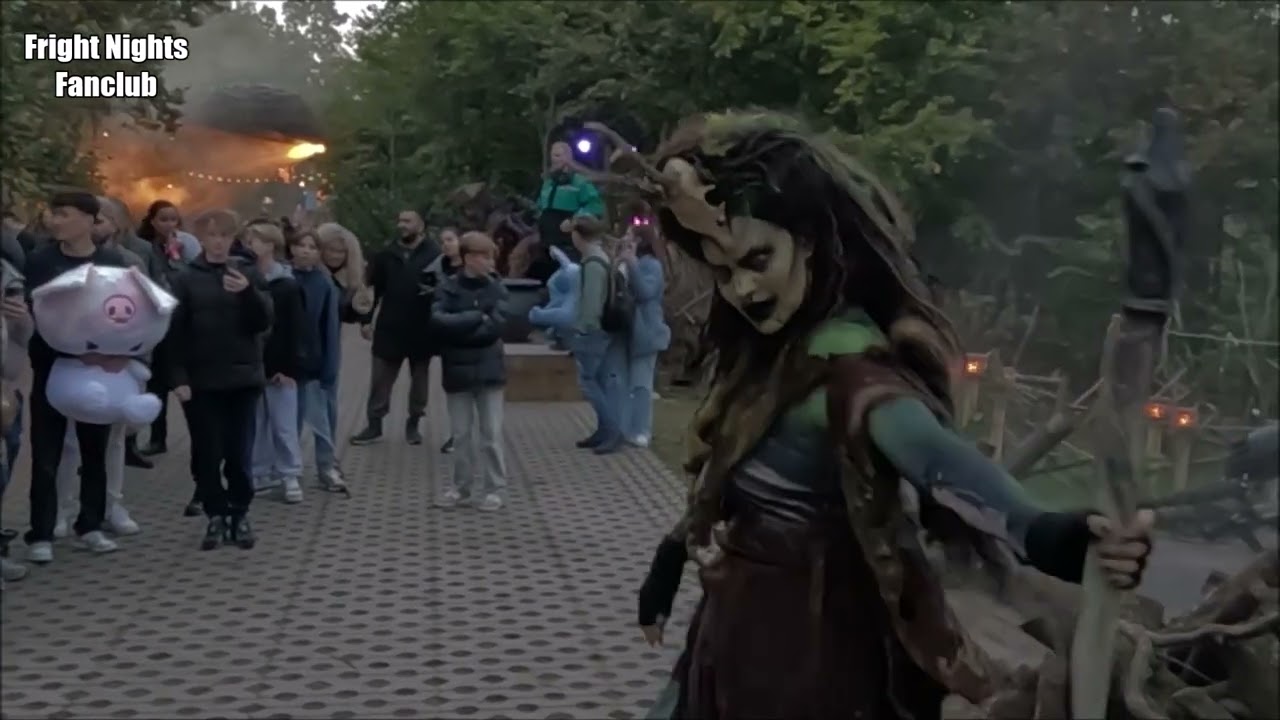 Halloween Fright Nights 2025 - Tangled Twigs (Zaterdag 18 Oktober)