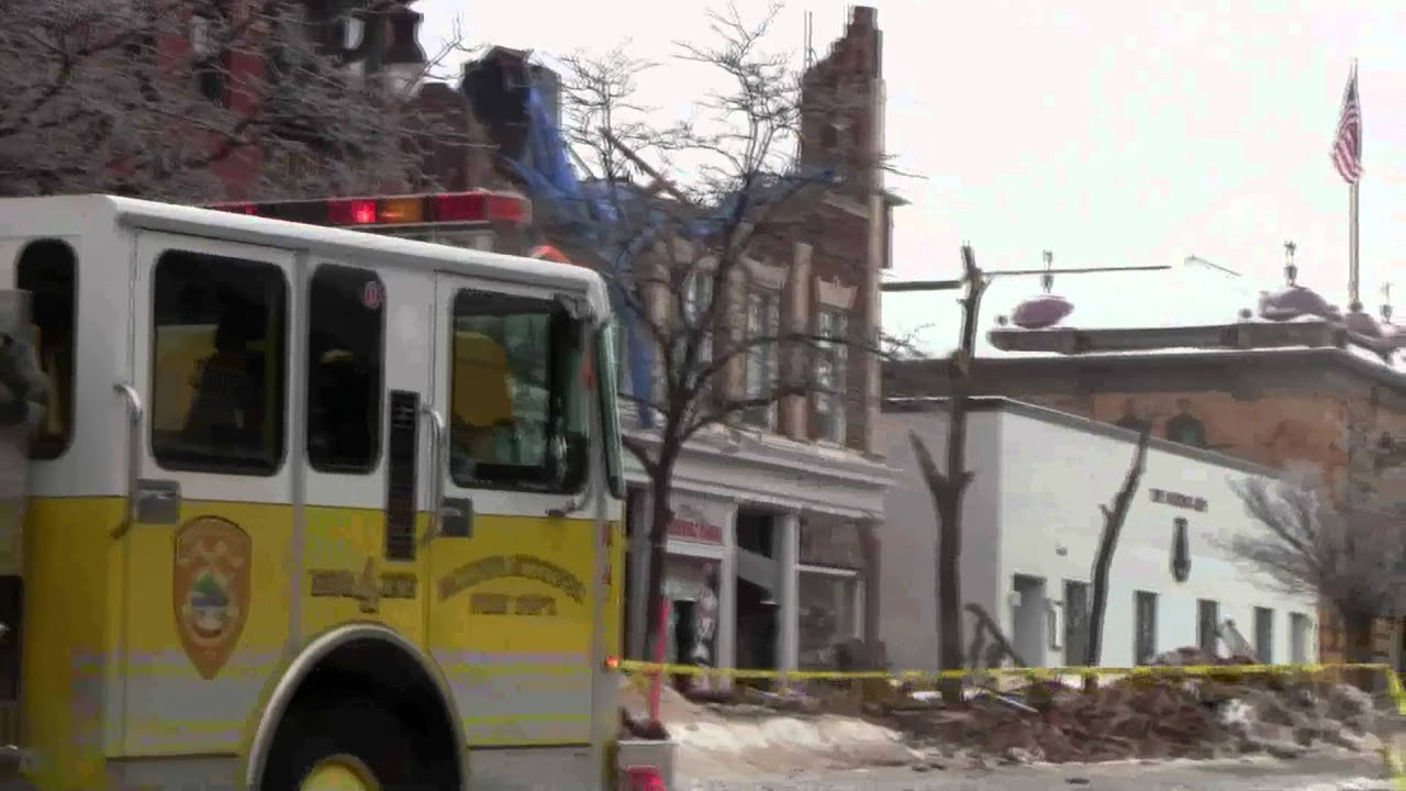 Main street building collapse, Middletown CT 2-2-11