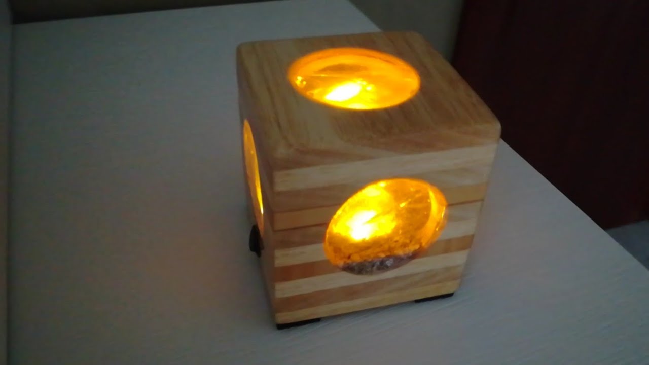Lanterna led, fondo del mare,legno e resina epossidica