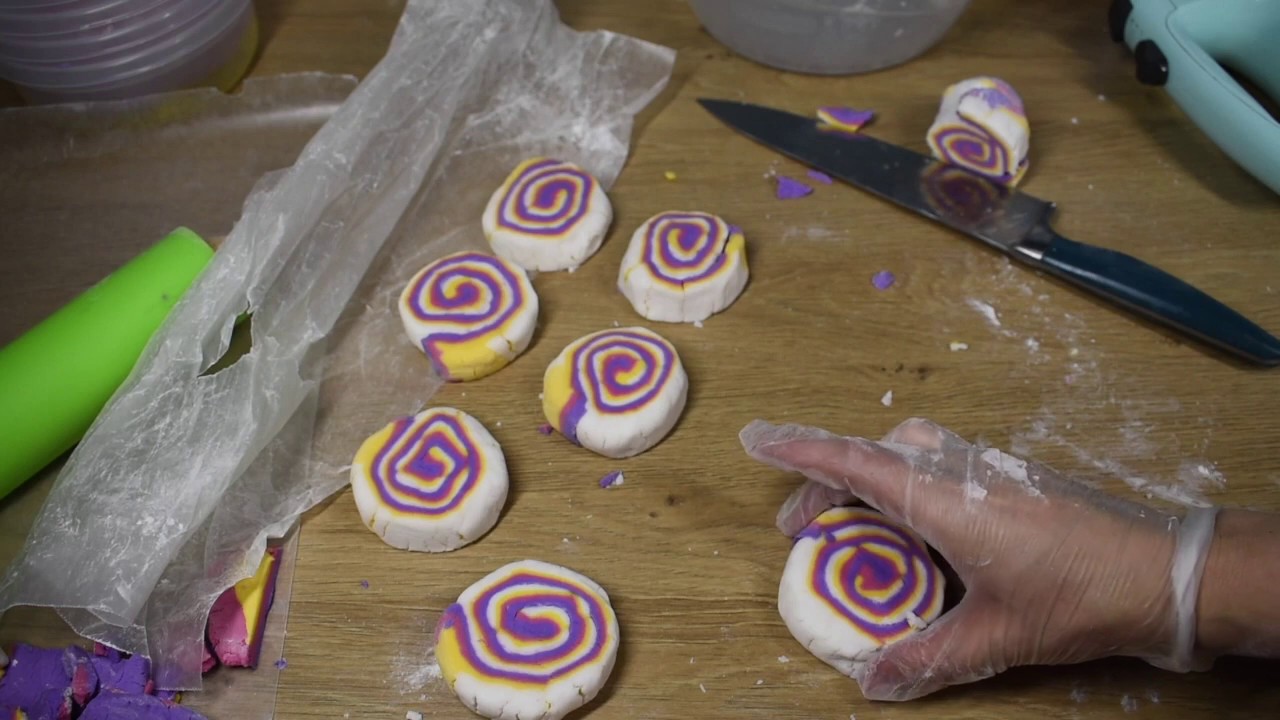 How to Roll Solid Bubble Bath Bars (Bubble Bars)