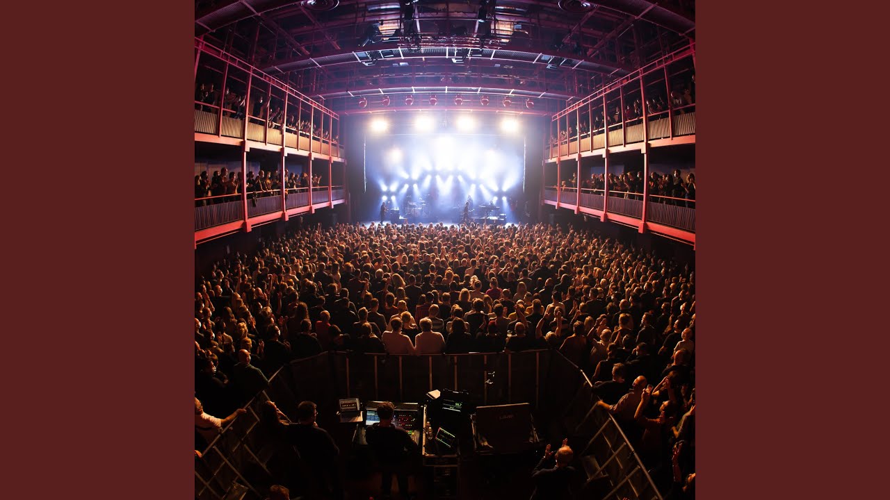 Love Affair (Live at Ancienne Belgique, Brussels, 20/11/2021)