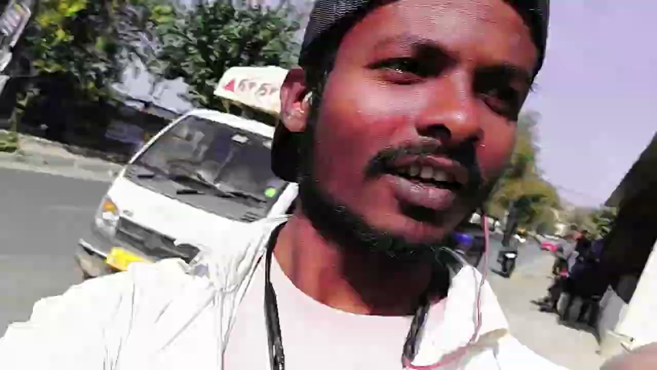 आज हम लोगों को काम बन्द क्यों हुआ