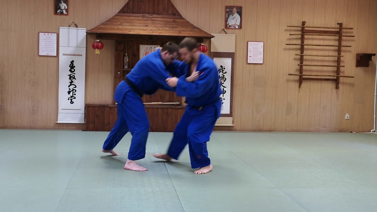 Tai otoshi: вариант построения комбинации в ситуации ai yotsu