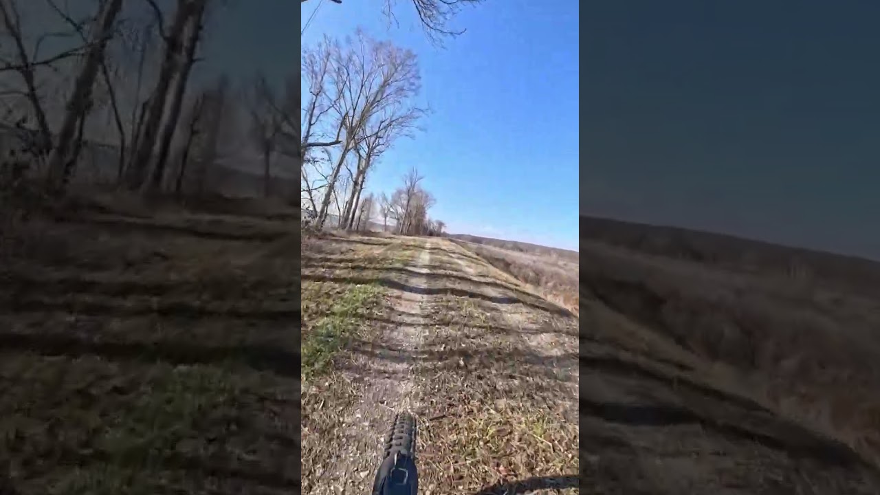 Bike ride #MTB #gravelroad #river #chingon #chulada 💯💯🚵‍♂️🚵‍♂️🔥🔥