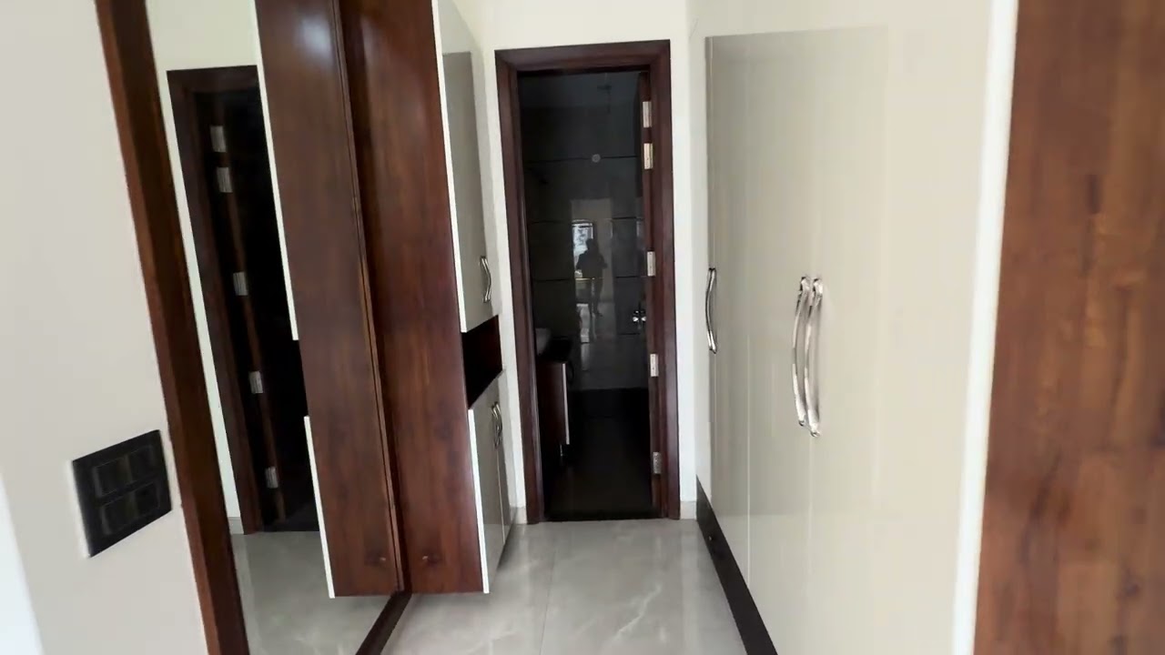 6bhk 300gaj west face mohali house sale. 