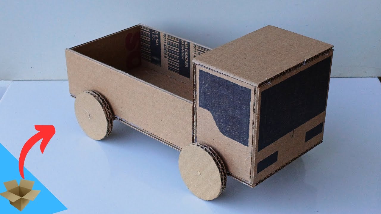 Mini CAMINHÃO Simples Feito de PAPELÃO
