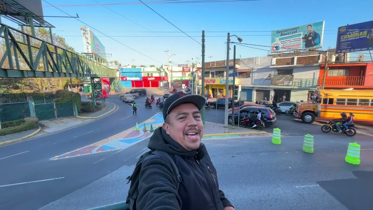 Por aquí se sube a la colonia maya zona 18 (((ATLÁNTIDA))) 😀