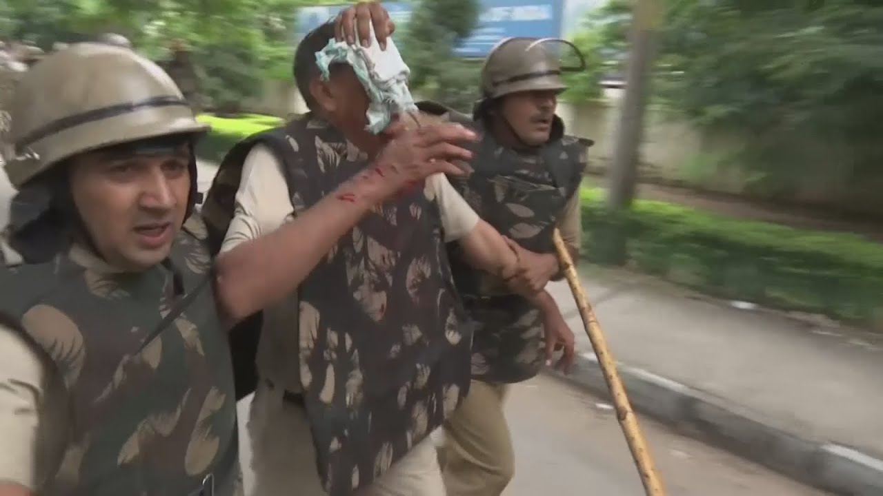 Guru's rape conviction leads to 23 deaths in India