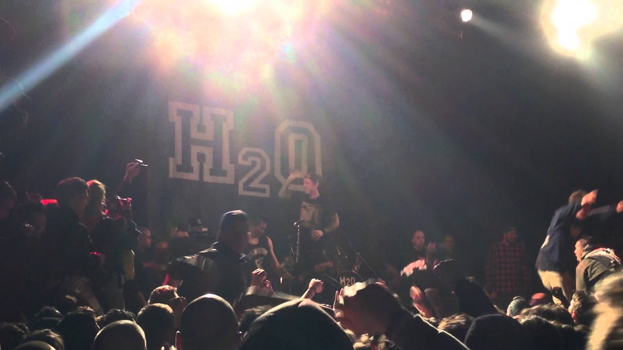 Groezrock 2014 H2O,  Bro hymn-Pennywise cover