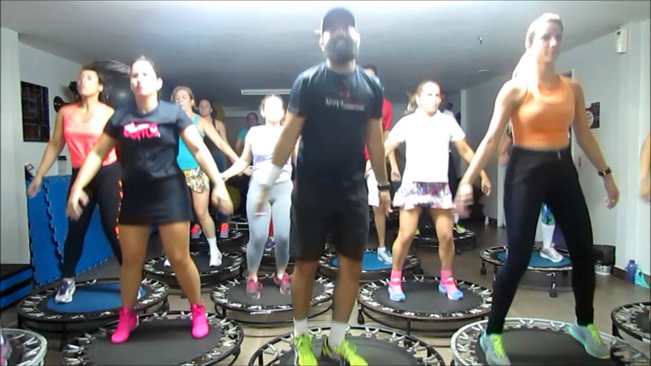 Baile de Favela - Prof. Eric Jefferson (Aula de Jump)