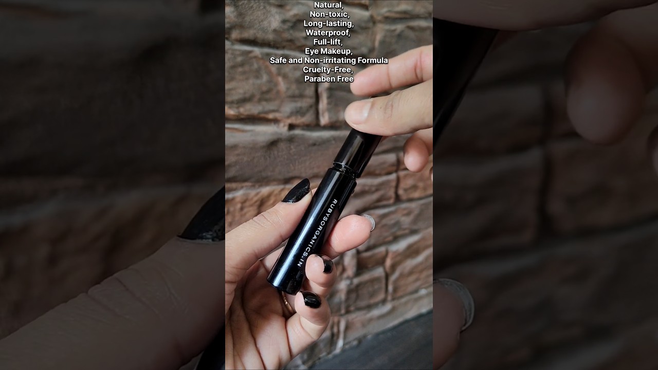 This mascara👀🔥 it's just so  stasfying🤍  Ruby's organics #bestmascara #smudgeproof #ytshorts #shorts