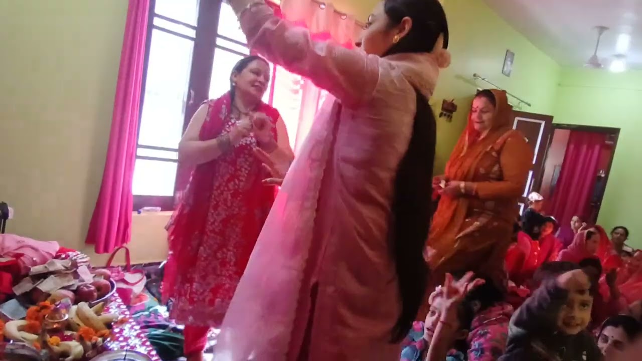 Mera bola nachda loko nachda jota khlari ho