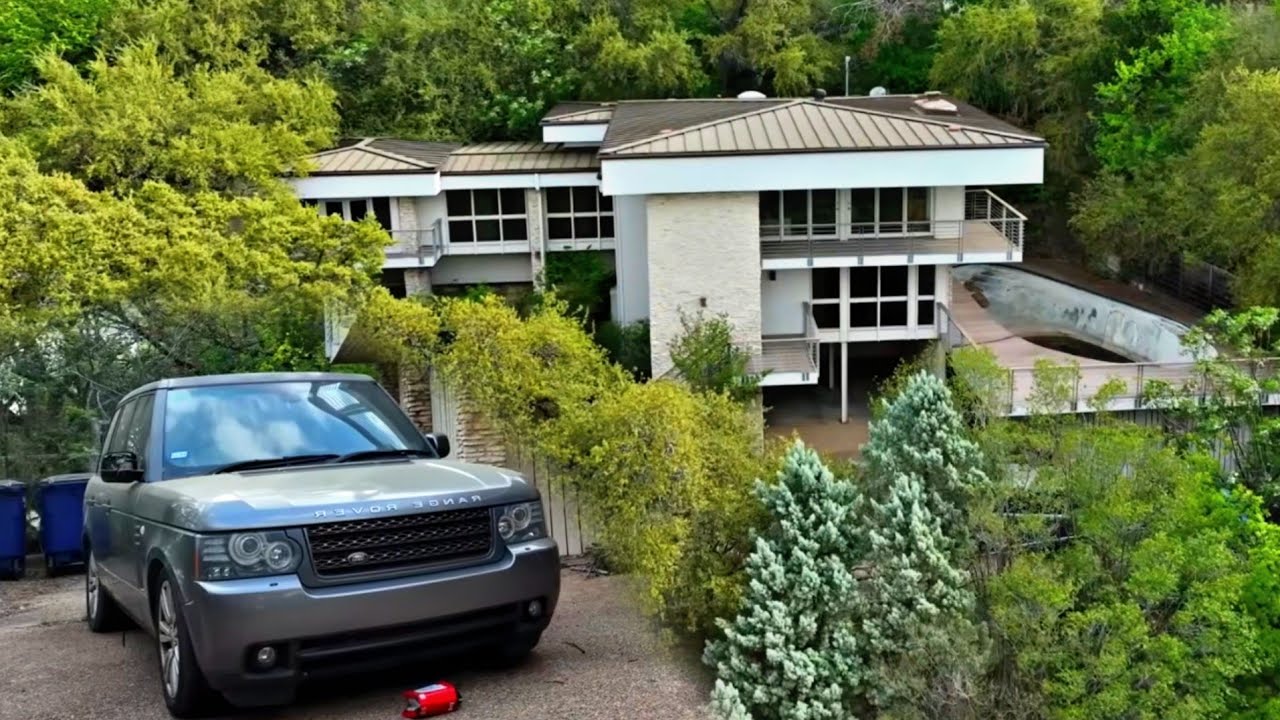 Actress's Modern ABANDONED Mansion - Porsche, Range Rover Left Behind