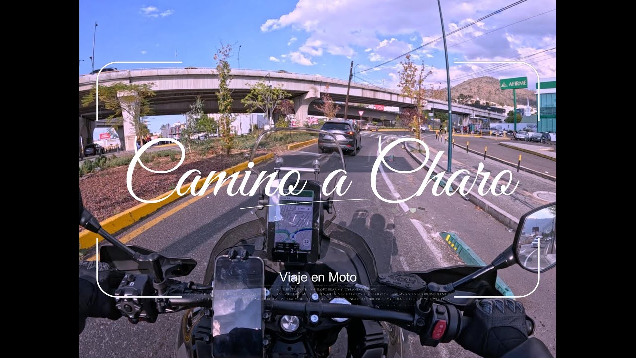 Camino a Charo