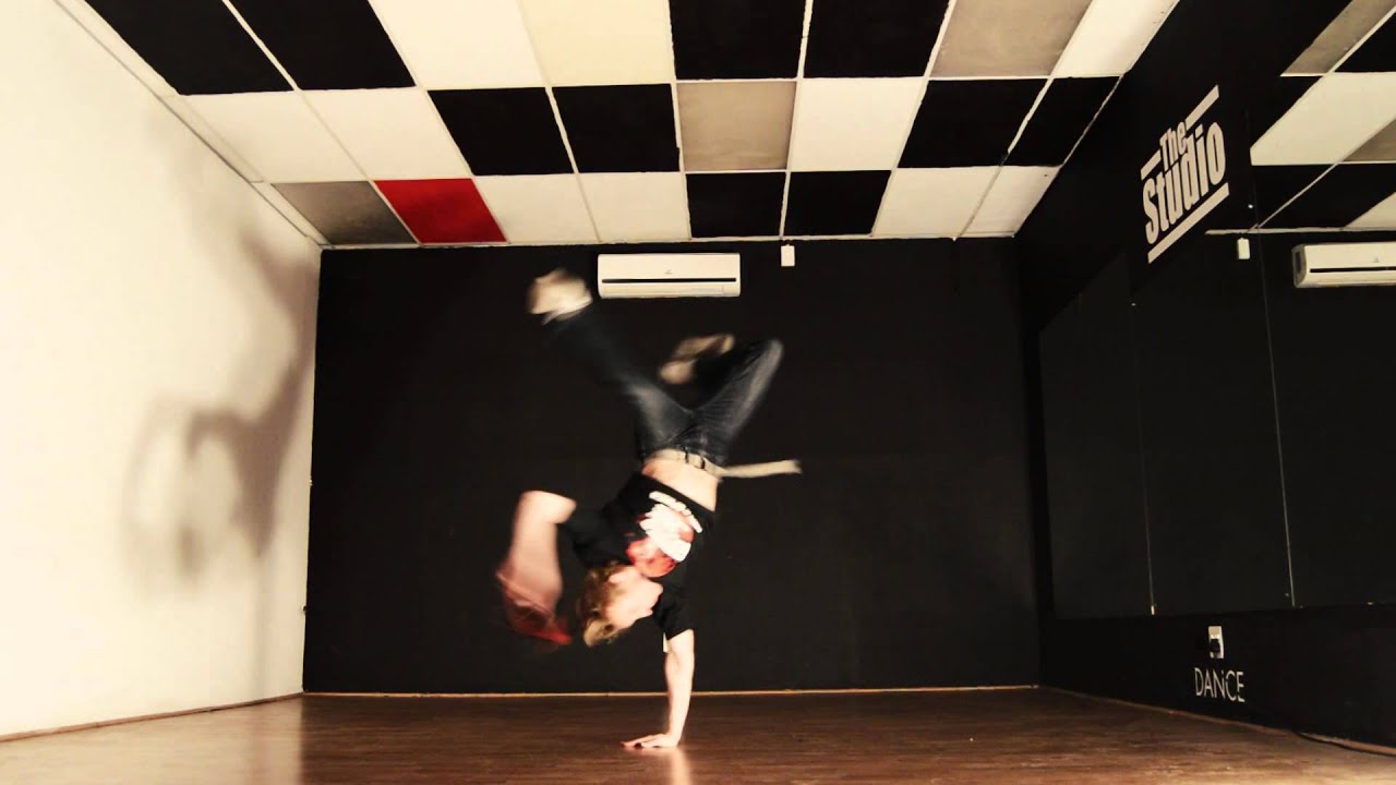 DEMOLITION SQUAD 2015 ft Bgirl Courtnae Paul