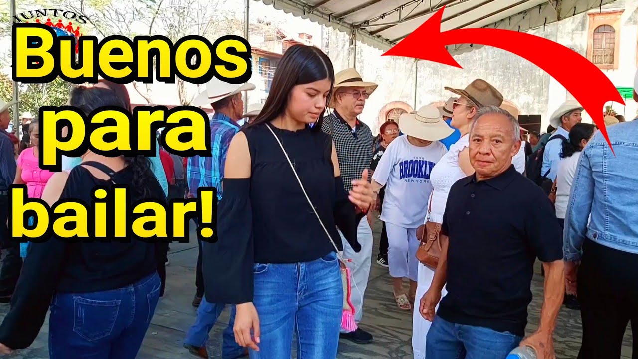🔥  REAPARECE ANDREA en los HUAPANGOS! QUE BONITO BAILAN!🔥
