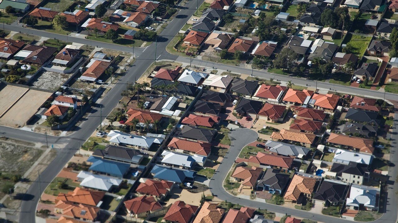 Protestors occupy public housing earmarked for demolition in Melbourne
