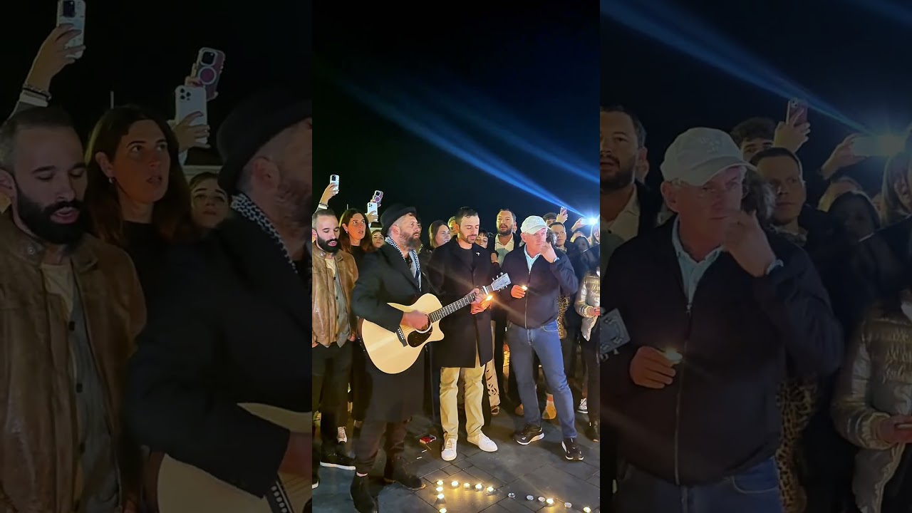 Израильтяне провели акцию памяти на пляже в память о жертвах массового убийства в Бонди.