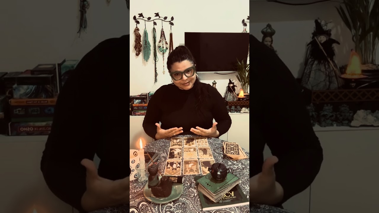 Pensamento e sentimentos dele (a) hoje.