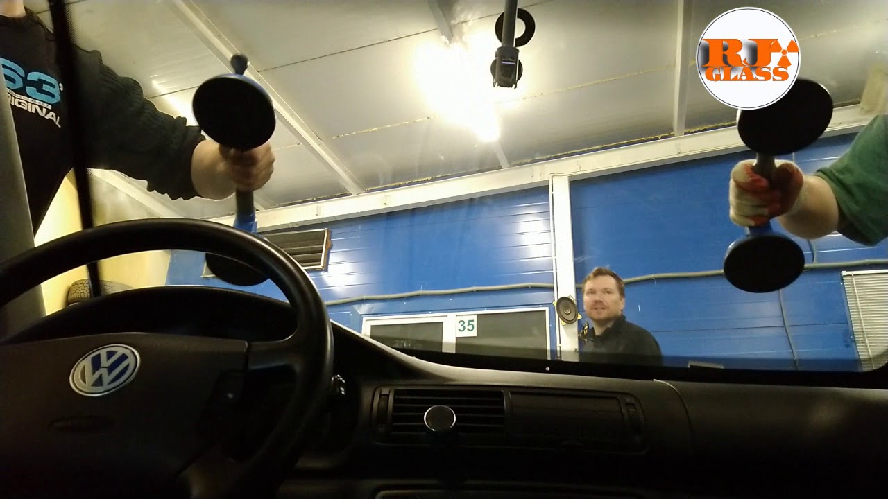Замена лобового стекла VW Passat B5+