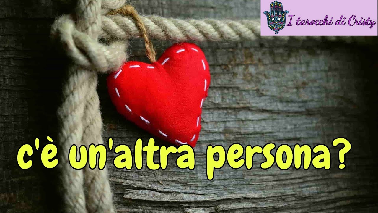 ❤️C'È UN'ALTRA PERSONA NEI SUOI PENSIERI?🔥💜 TAROCCHI AMORE🔮