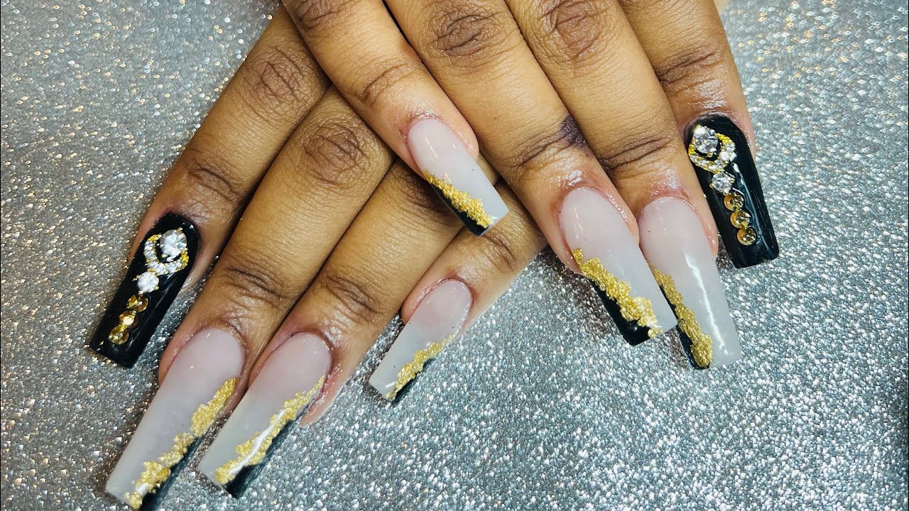 Recommended/ Acrylic Nails / Black gold flakes #nails