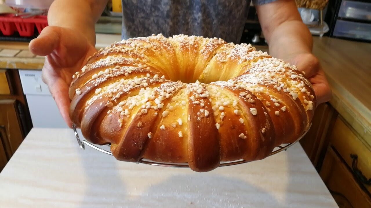 brioche couronne crème pâtissière raisin