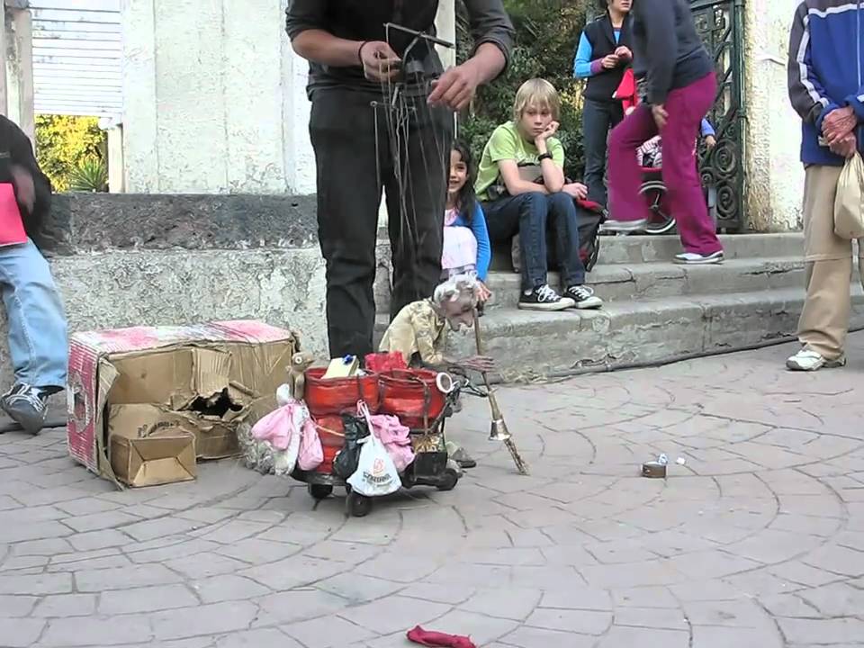 El Señor de la basura, Títeres