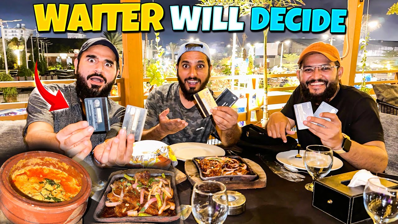 Waiter will decide who will pay the bill 😂💳🍱 Aj kon phasney wala hai ? 😳