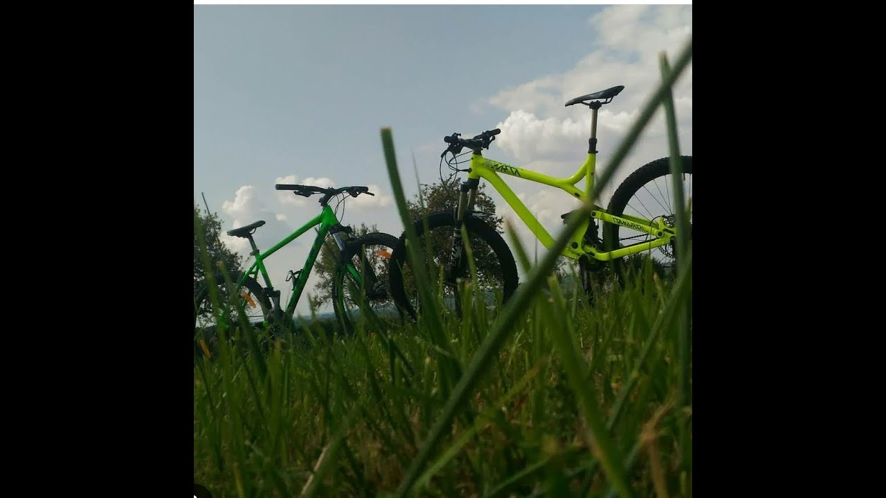 LES NOUVEAUX BESTIAUX\ SCOTT ASPECT 740 2017 /\ COMMENCAL META AM 2014 /