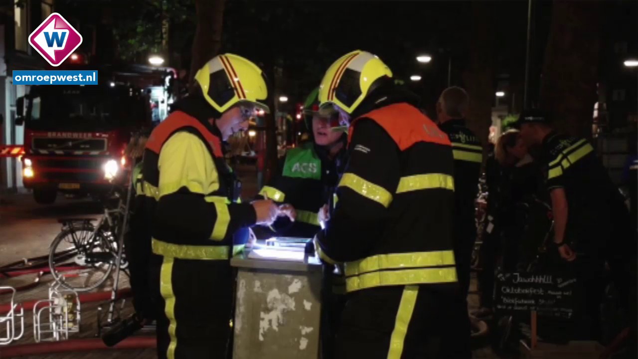Spectaculaire reddingactie: zo redt de brandweer drie levens in zeven minuten bij brand Delft
