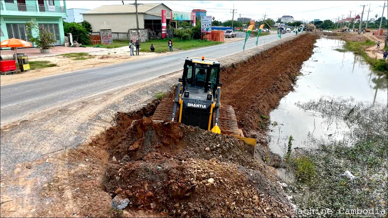 First Step Cutting Slope Cleaning & Push Stone Build Foundation Road BY Bulldozer SHANTUl DH17C3Pro