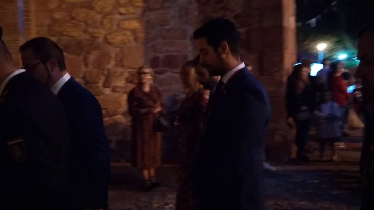 Entrada Virgen del Rosario Alcázar octubre 2019