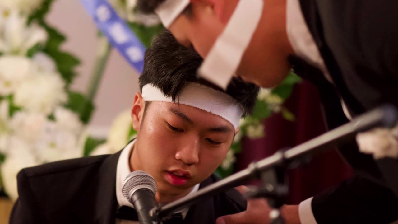 Remembrance of Chue&rsquo;s Celebration to his New Beginning