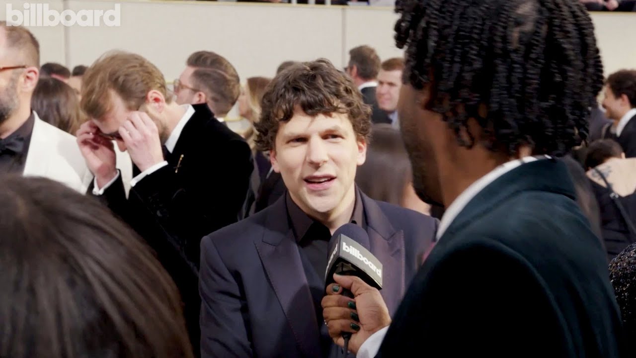 Jesse Eisenberg On 'A Real Pain' Success & How Chopin Inspired His Writing | Golden Globes 2025