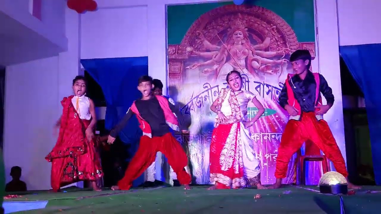 Saree Ke Fall Sa | Kids Duet Dance | Cute Stage Performance