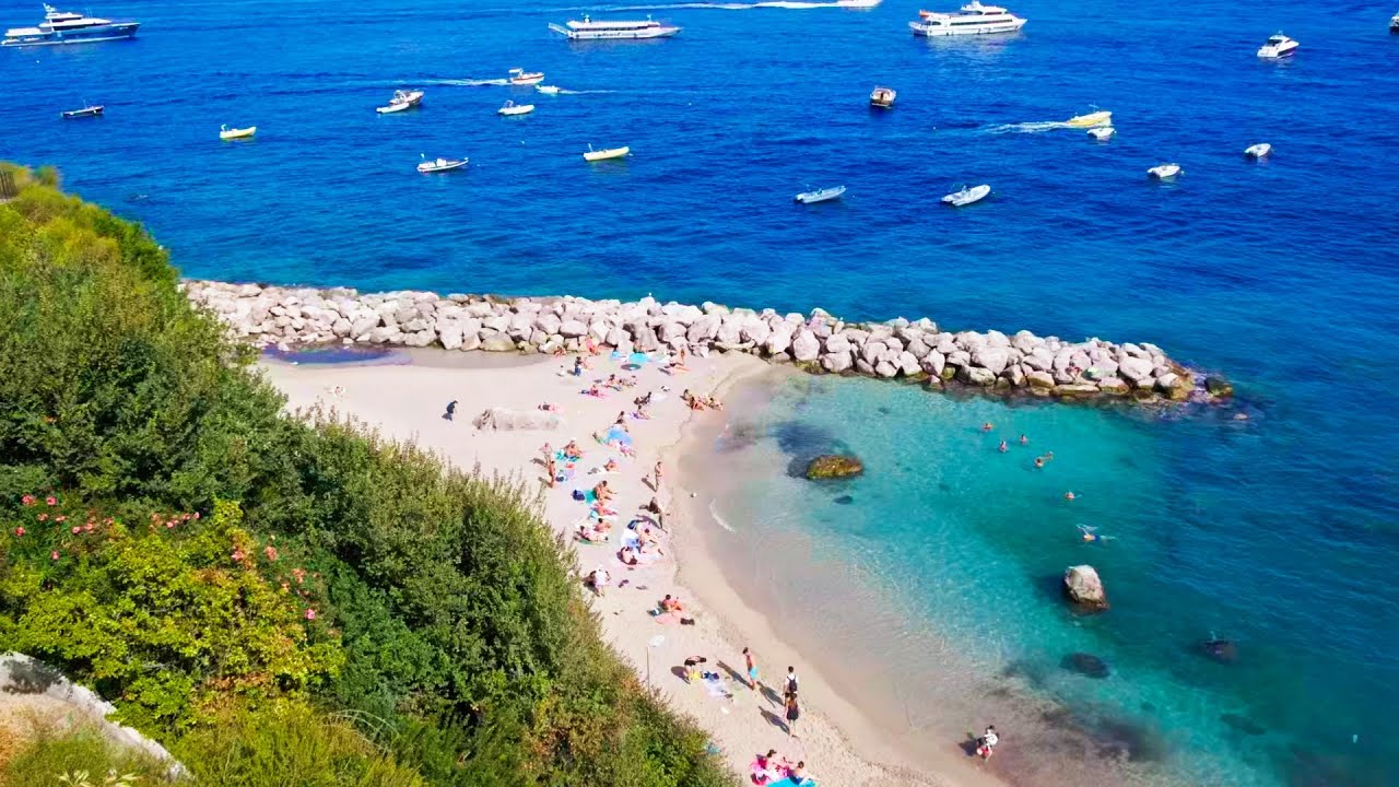 Capri - Full Walking Tour 3/3 - Marina Grande - Funicolare Telescope - Italia