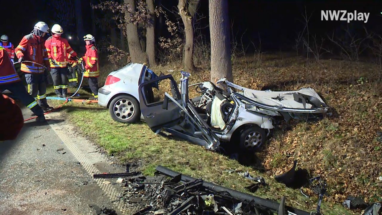 Unfall in Löningen: Frau stirbt bei Frontalzusammenstoß