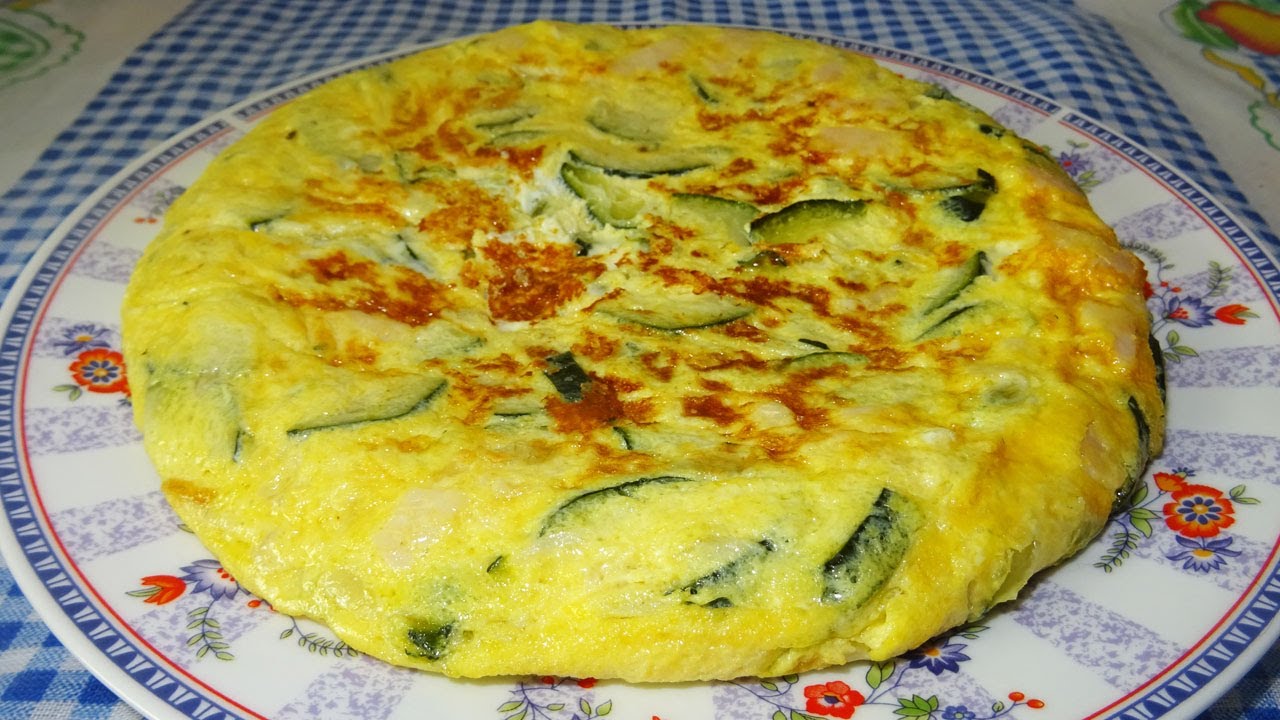 TORTILLA DE CALABACÍN Y CEBOLLA