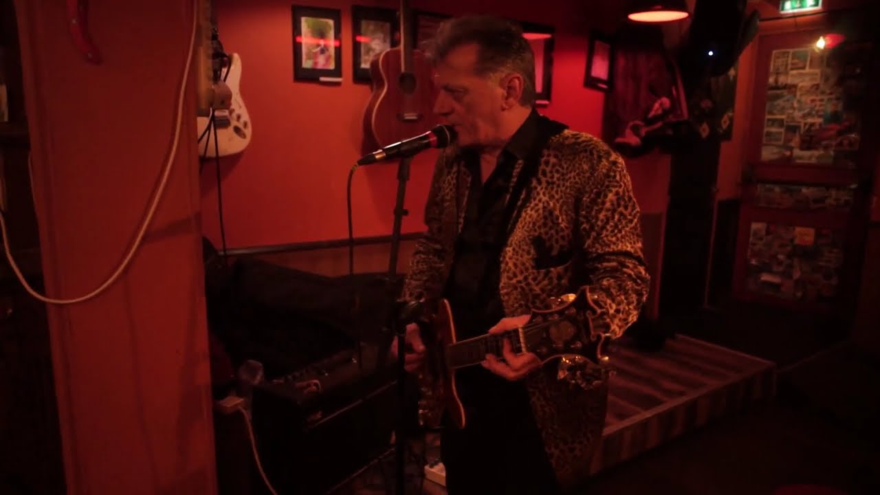 Daniel Jeanrenaud:Never been to Spain (reprise Elvis Presley)