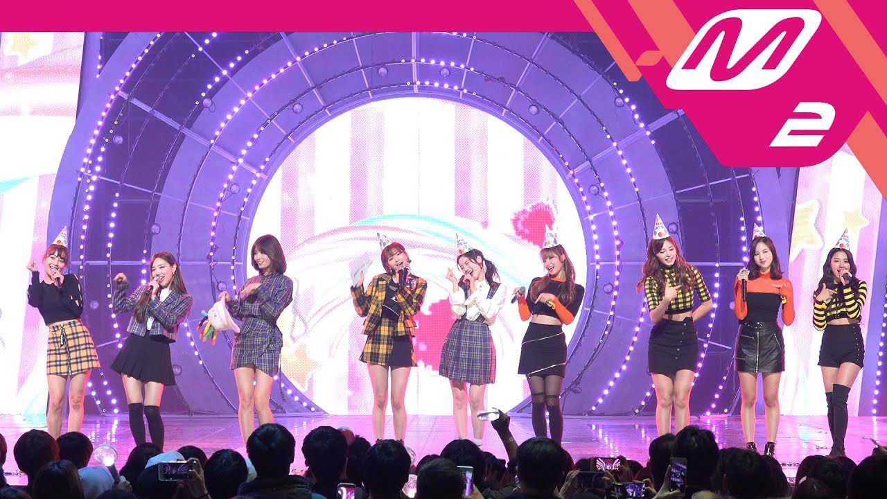 [MPD직캠] 트와이스 1위 앵콜 직캠 4K 'LIKEY' (TWICE FanCam No.1 Encore) | @MCOUNTDOWN_2017.11.9