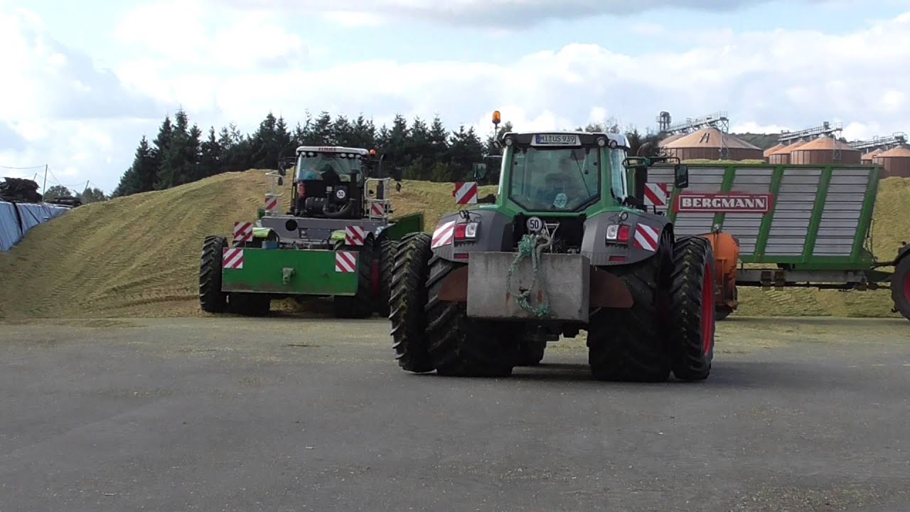 Maishäckseln 2014 mit Claas Xerion 3800 Saddle Trac, Fendt 939, New Holland T7070, Fendt 718