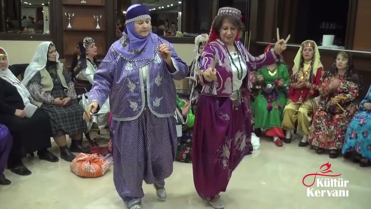 Aşağıdan Gelen Hanım Oynasın