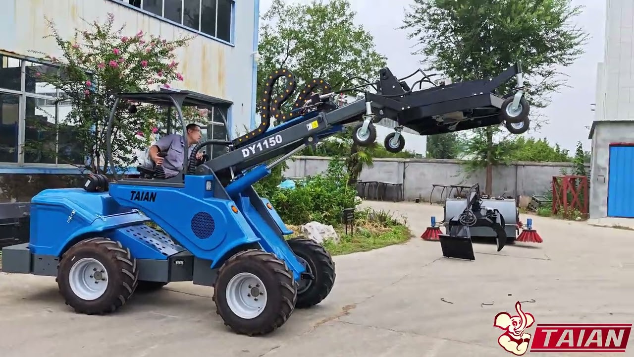 #shorts 🌿🚜 #DY1150 #miniloader quick & Easy connect with #Lawnmower #Attachment Demo! 🚜🌿