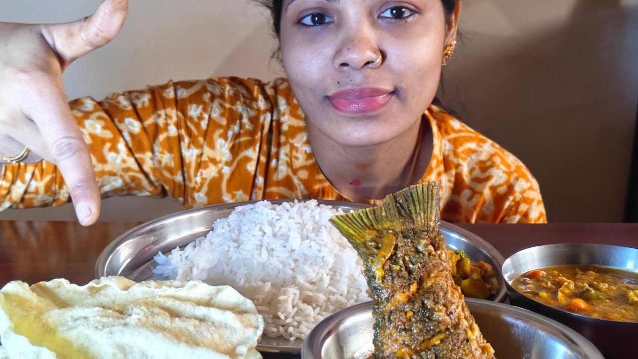 🔥👌Rice,🤤Fish head Dal Tadka,Fish curry, bottle gourd matar mix bhujia..#mukbang @foodloversavitha..5